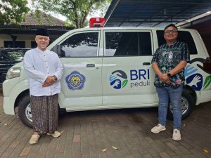 Bukan Sekadar Seremoni: CSR BRI Region 13 Malang Bantu Kebutuhan Dasar Pesantren